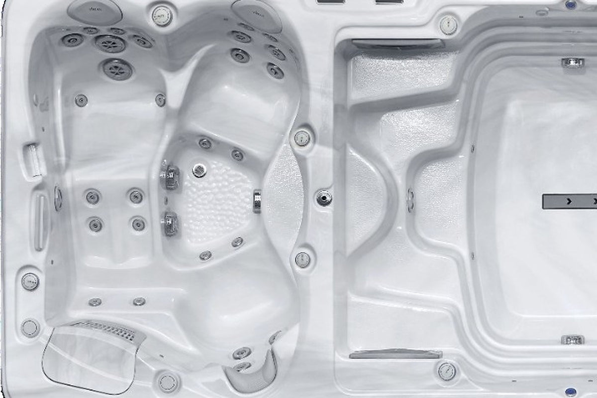 SwimFusion Silver Marble, zone spa et places de massage vues de dessus